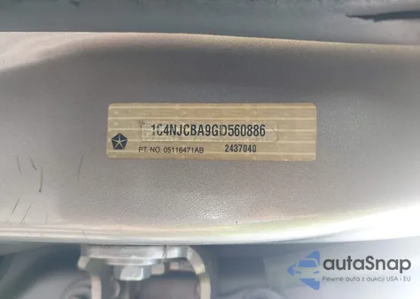 2016 Jeep Compass Sport из США, поврежденный, VIN 1C4NJCBA9GD560886